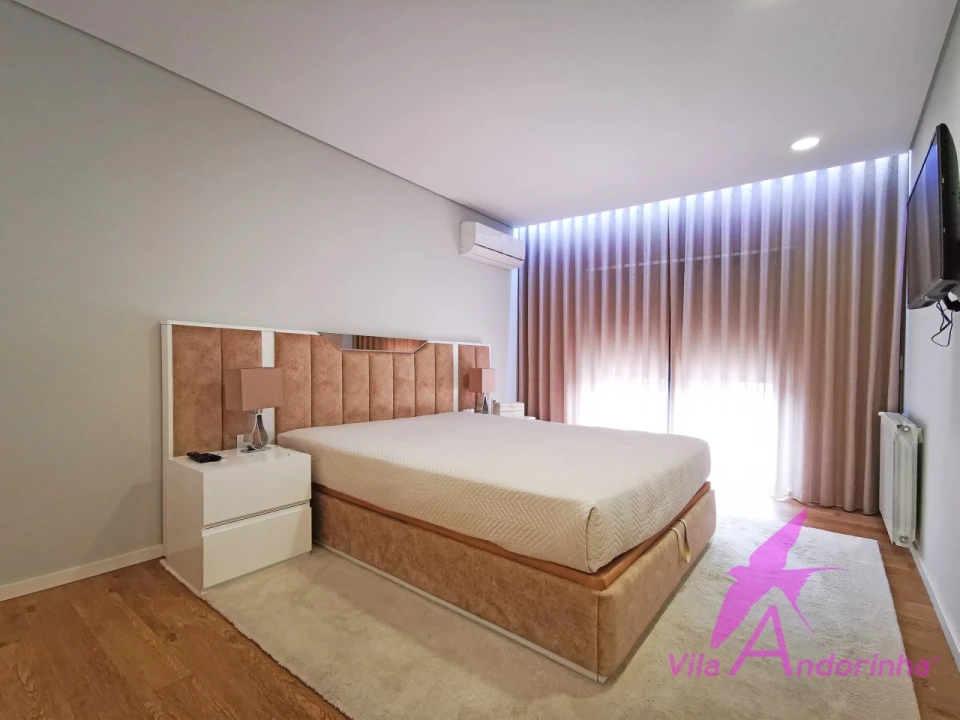 Moradia T3 para Venda em Vila Praia de Ancora Foto 14
