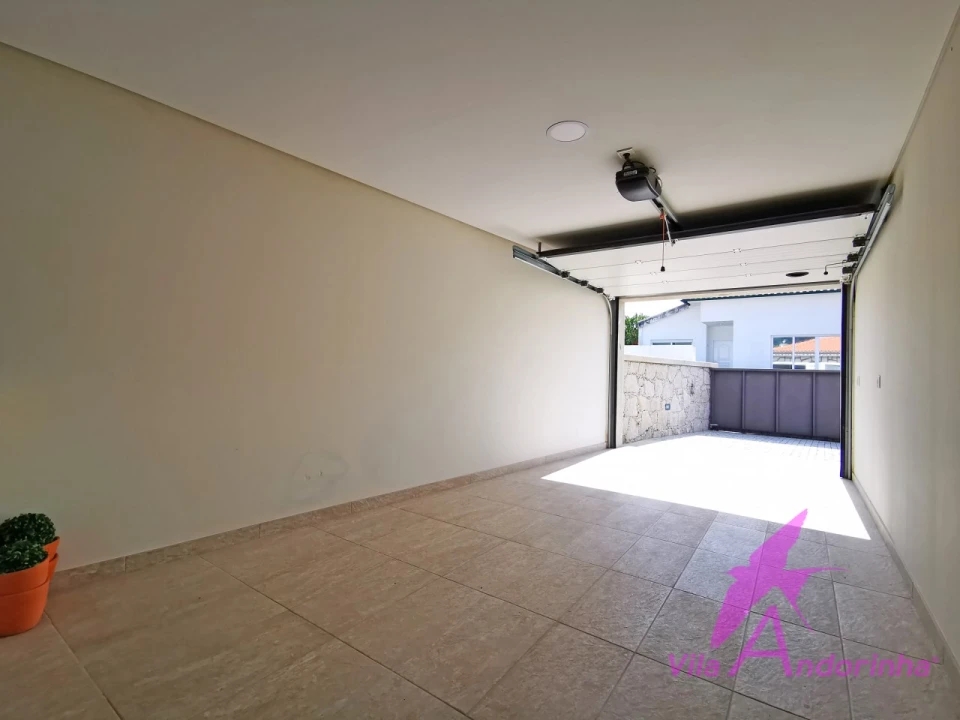 Moradia T3 para Venda em Vila Praia de Ancora Foto 21