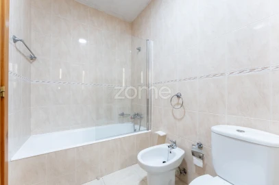 Apartamento T2 para Venda em Mafamude e Vilar do Paraíso