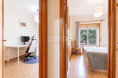 Apartamento T2 para Venda em Mafamude e Vilar do Paraíso