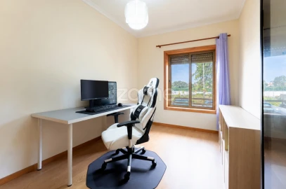 Apartamento T2 para Venda em Mafamude e Vilar do Paraíso