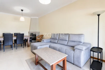 Apartamento T2 para Venda em Mafamude e Vilar do Paraíso