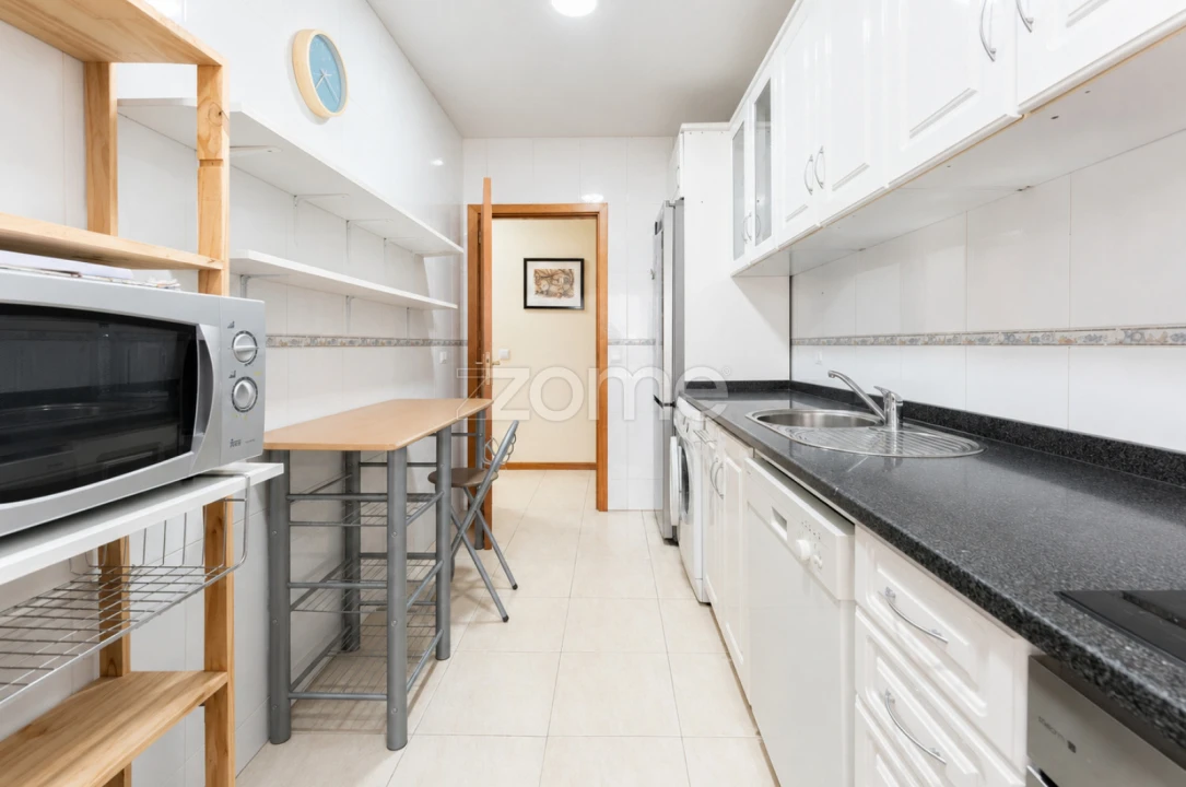 Apartamento T2 para Venda em Mafamude e Vilar do Paraíso Foto 7