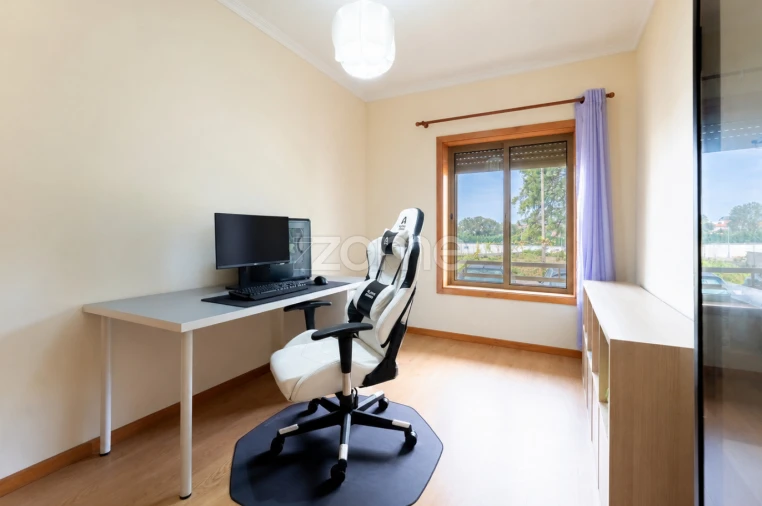 Apartamento T2 para Venda em Mafamude e Vilar do Paraíso Foto 17