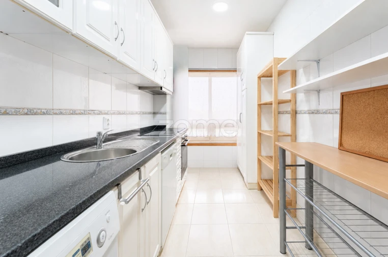 Apartamento T2 para Venda em Mafamude e Vilar do Paraíso Foto 6