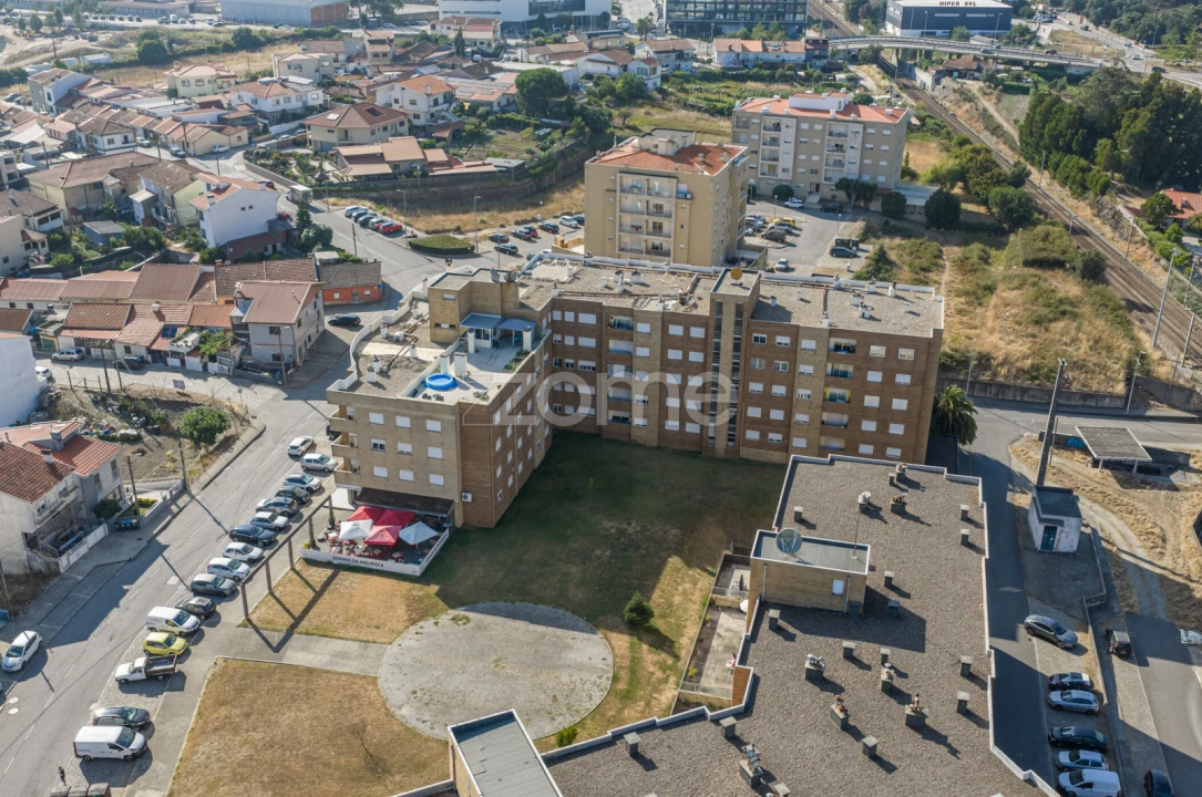 Apartamento T2 para Venda em Valongo Foto 20