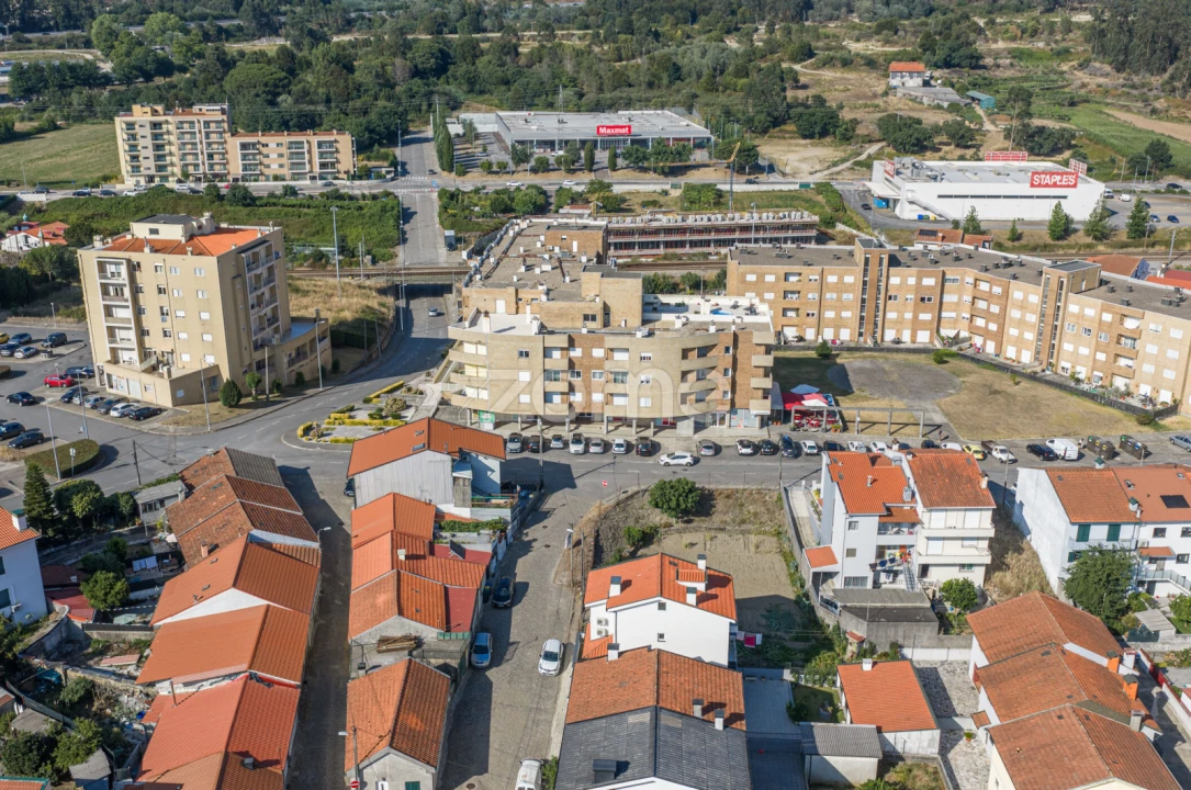 Apartamento T2 para Venda em Valongo Foto 23
