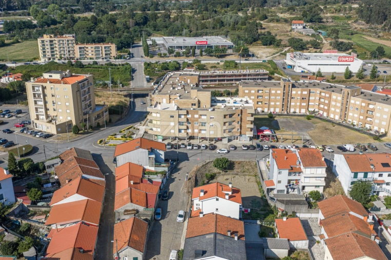Apartamento T2 para Venda em Valongo Foto 23
