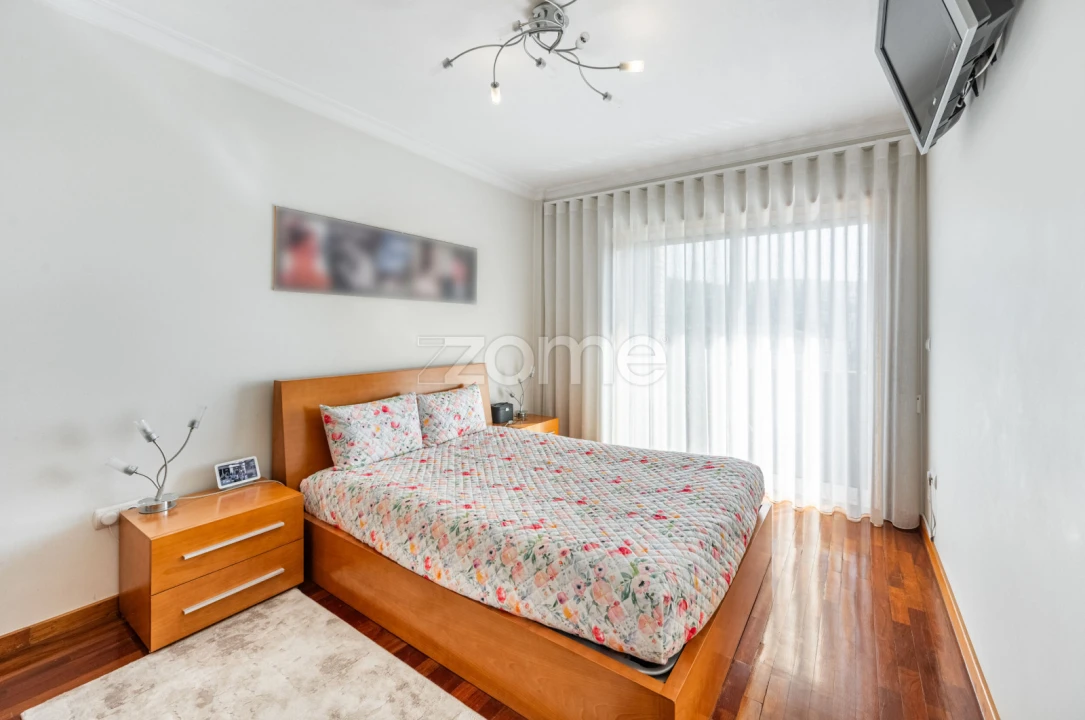 Apartamento T2 para Venda em Valongo Foto 14
