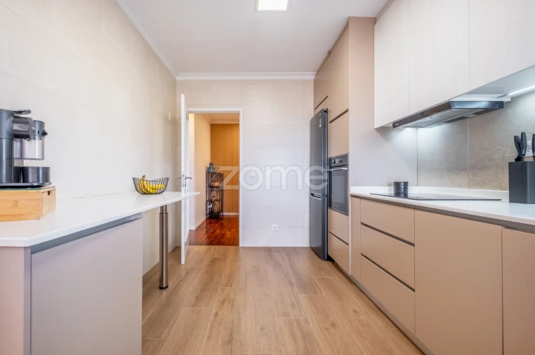 Apartamento T2 para Venda em Aguas Santas Foto 2