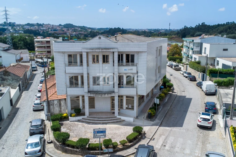 Apartamento T2 para Venda em Aguas Santas Foto 32