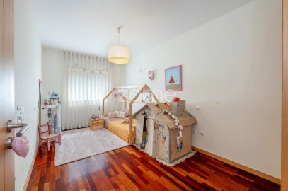 Moradia T3 para Venda em Serzedo e Perosinho