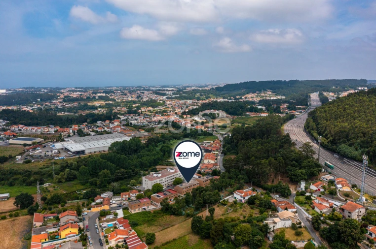 Moradia T3 para Venda em Serzedo e Perosinho Foto 60
