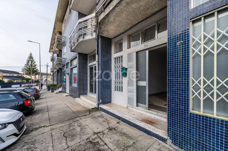 Negócio para Arrendamento em Gulpilhares e Valadares Foto 3