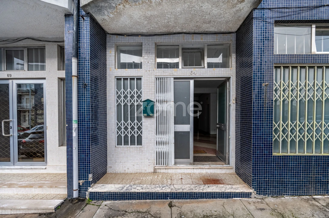 Negócio para Arrendamento em Gulpilhares e Valadares Foto 2
