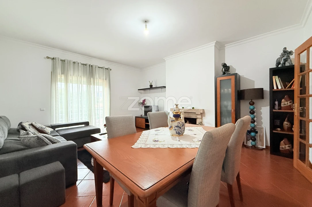 Apartamento T2 para Venda em Riba de Ave Foto 6