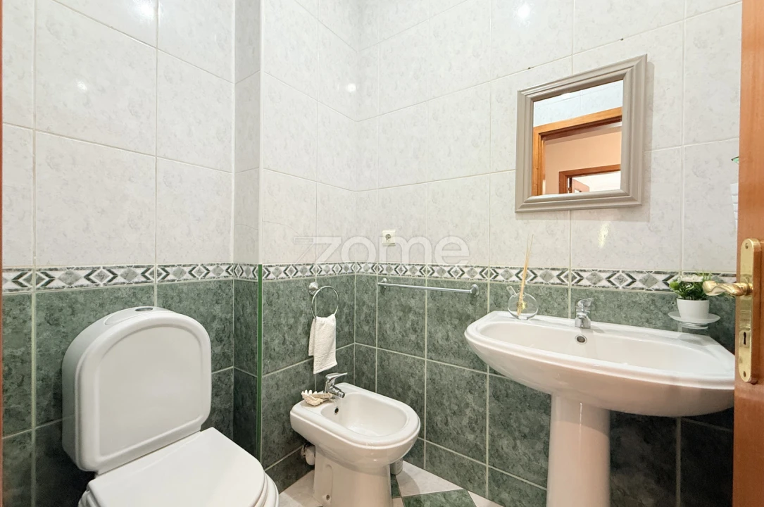Apartamento T2 para Venda em Riba de Ave Foto 14