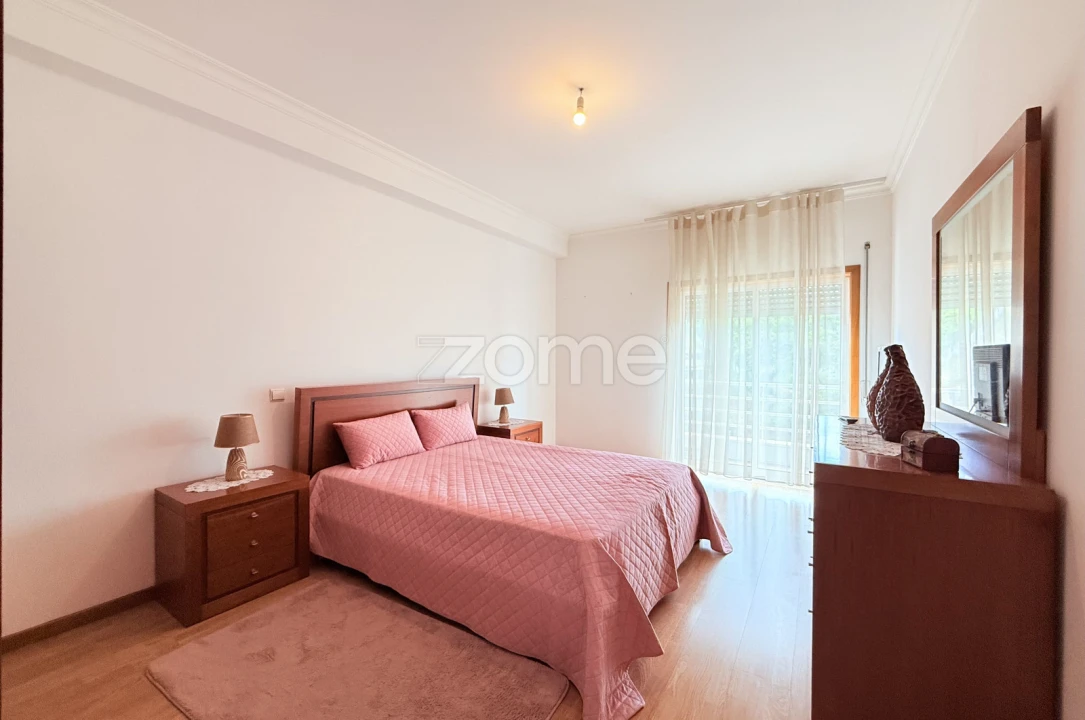 Apartamento T2 para Venda em Riba de Ave Foto 17
