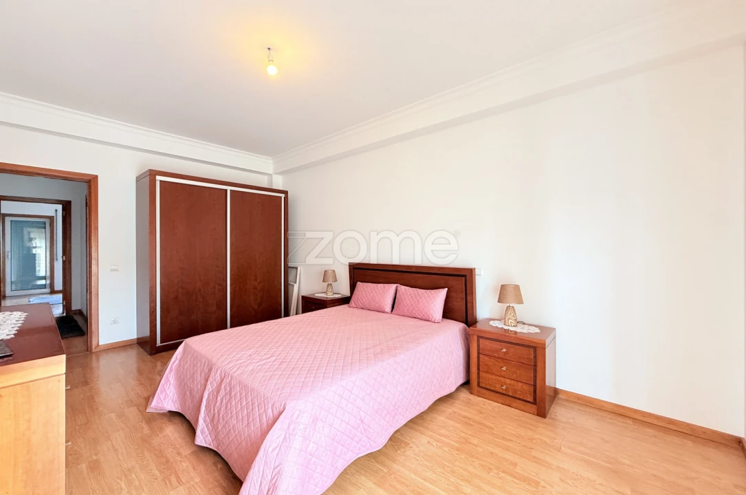 Apartamento T2 para Venda em Riba de Ave Foto 18