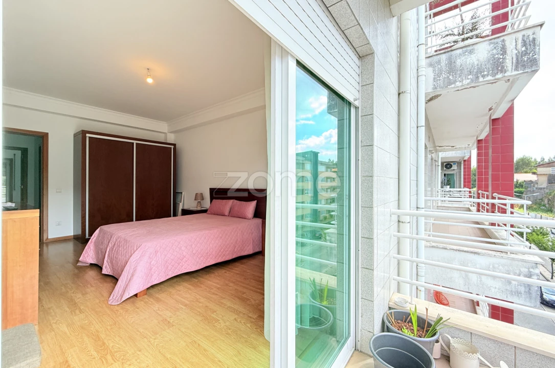 Apartamento T2 para Venda em Riba de Ave Foto 20