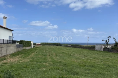 Terreno para Venda em Ribeira Grande (Conceição)