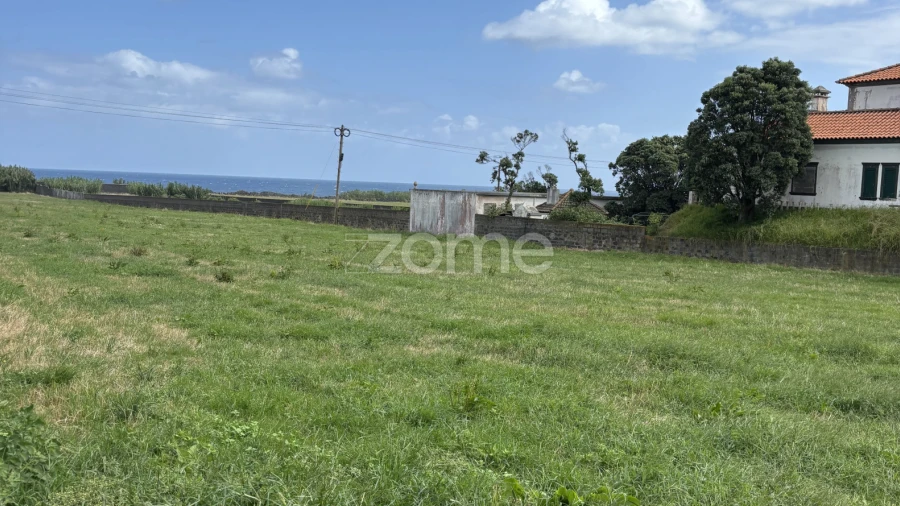 Terreno para Venda em Ribeira Grande (Conceição)