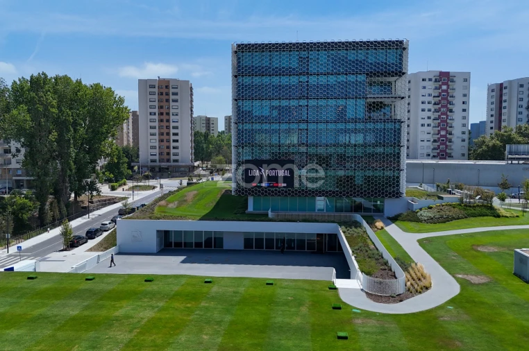 Escritório para Arrendamento em Ramalde Foto 3