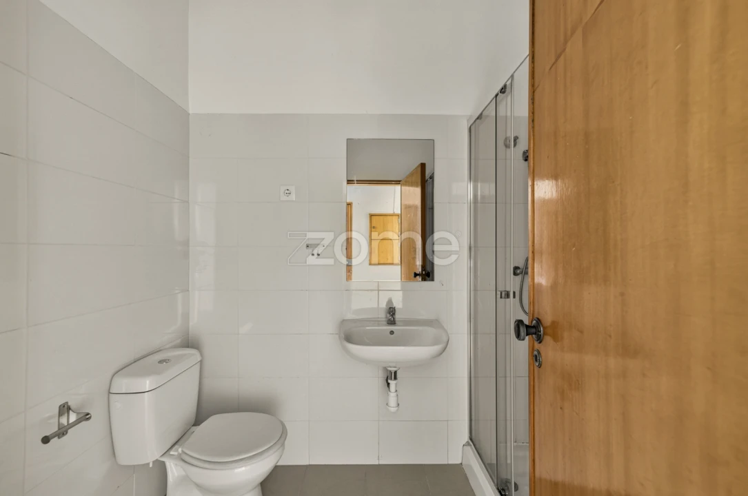 Apartamento T2 para Venda em Cacém e São Marcos Foto 15