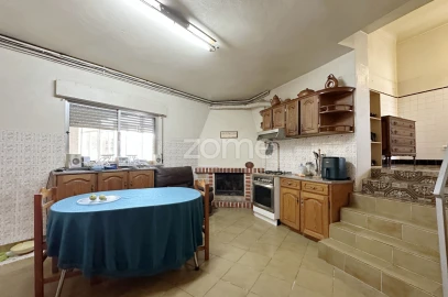 Moradia T2 para Venda em Santa Eufémia e Boa Vista