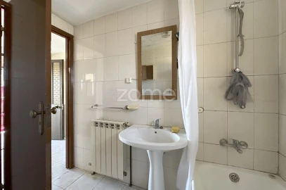 Moradia T2 para Venda em Santa Eufémia e Boa Vista