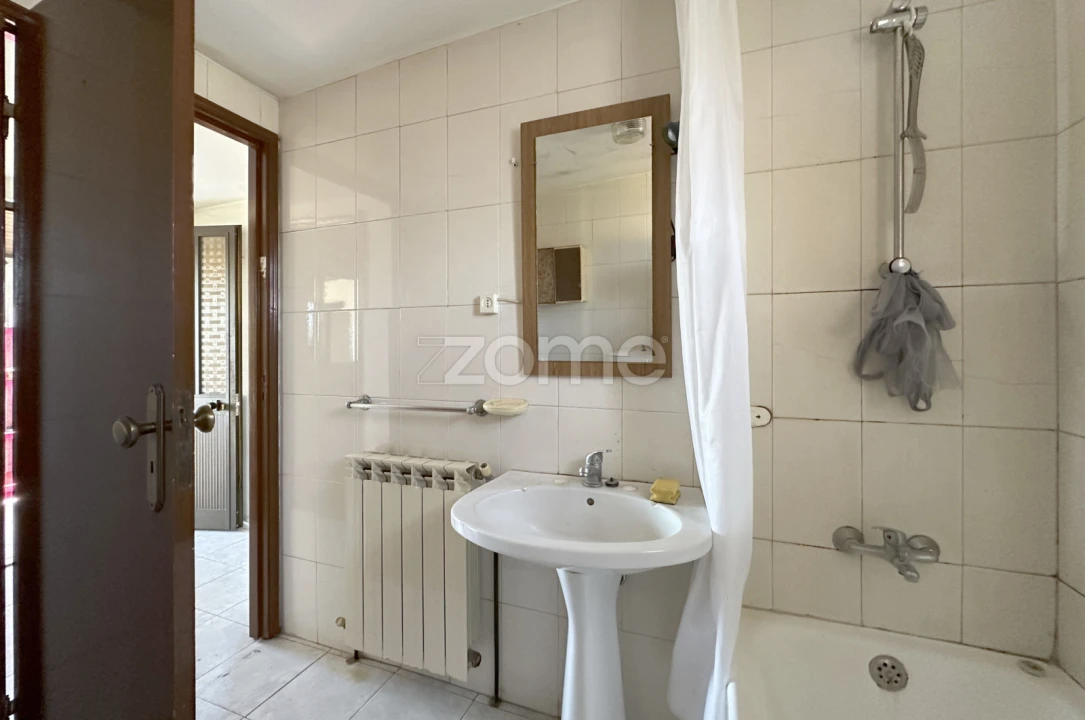 Moradia T2 para Venda em Santa Eufémia e Boa Vista Foto 42