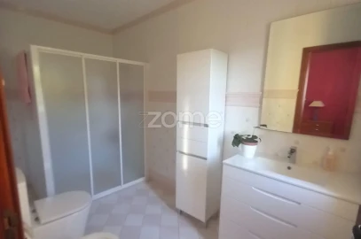 Moradia T3 para Venda em Cercosa