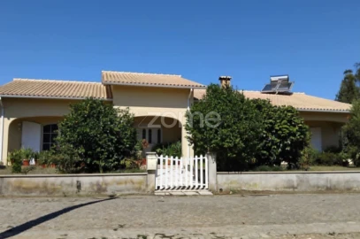 Moradia T3 para Venda em Cercosa