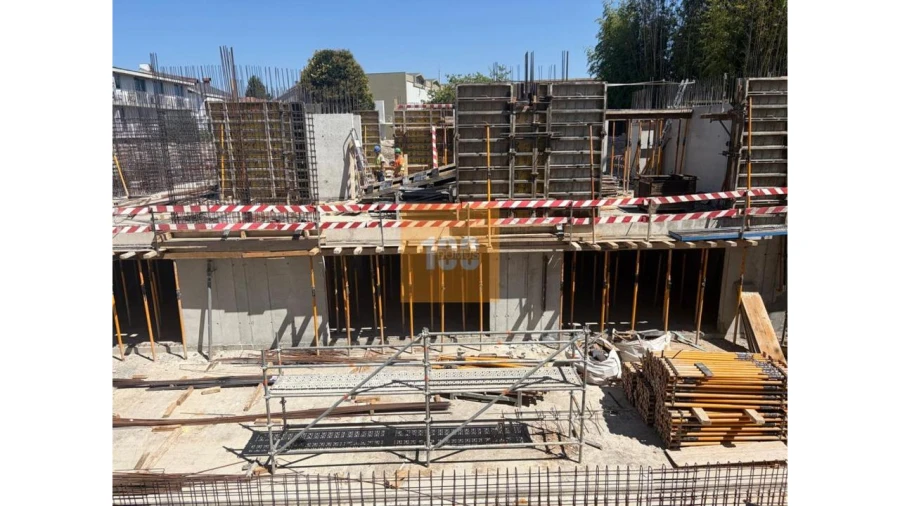 Apartamento T4 para Venda em Ramalde Foto 25