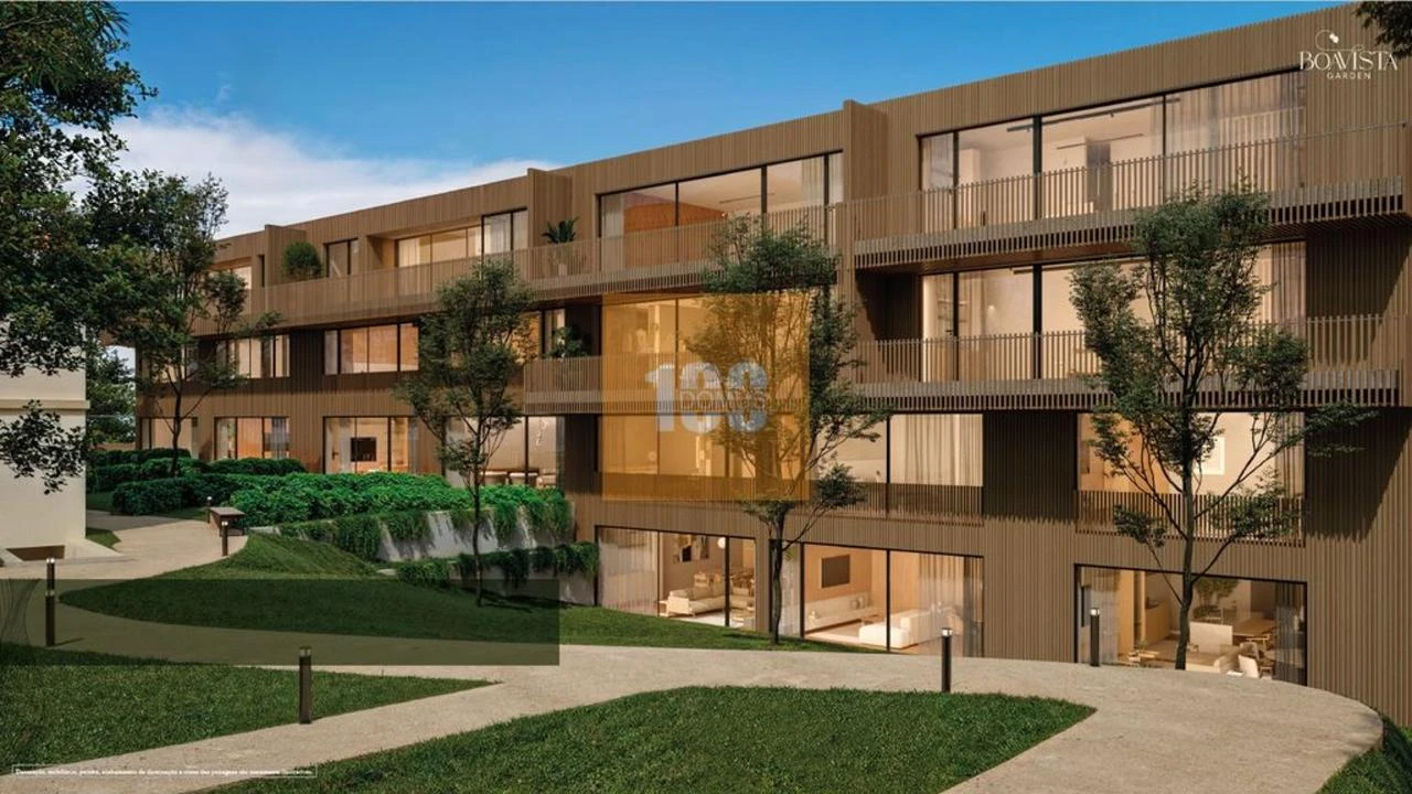 Apartamento T4 para Venda em Ramalde Foto 5