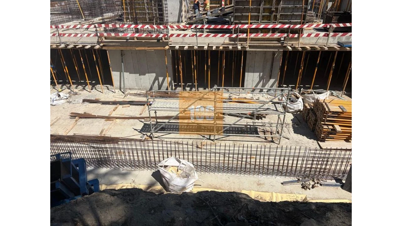 Apartamento T4 para Venda em Ramalde Foto 28