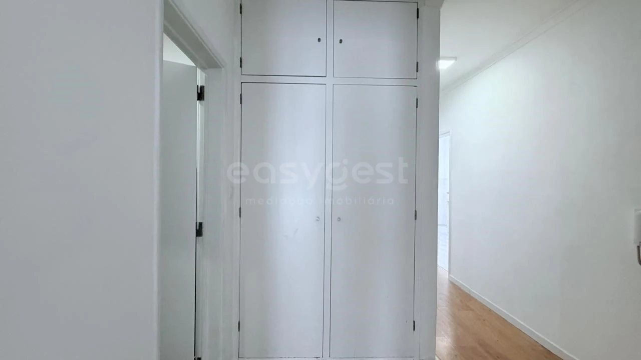 Apartamento T2 para Venda em Seixal, Arrentela e Aldeia de Paio Pires Foto 10