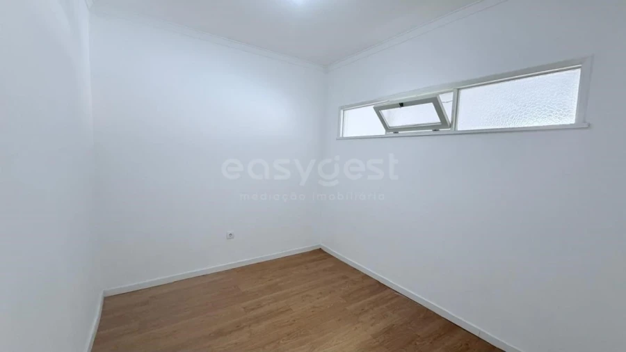 Apartamento T2 para Venda em Seixal, Arrentela e Aldeia de Paio Pires Foto 6