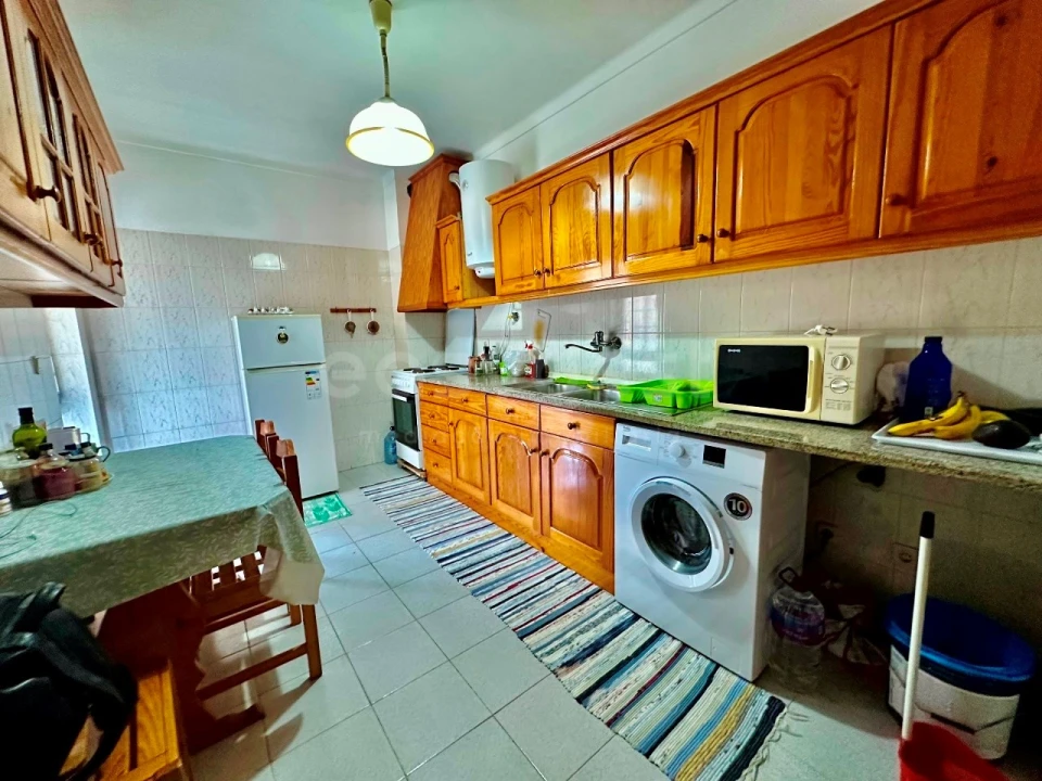 Apartamento T1 para Venda em Miranda do Corvo Foto 3