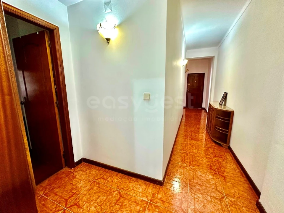 Apartamento T1 para Venda em Miranda do Corvo Foto 8