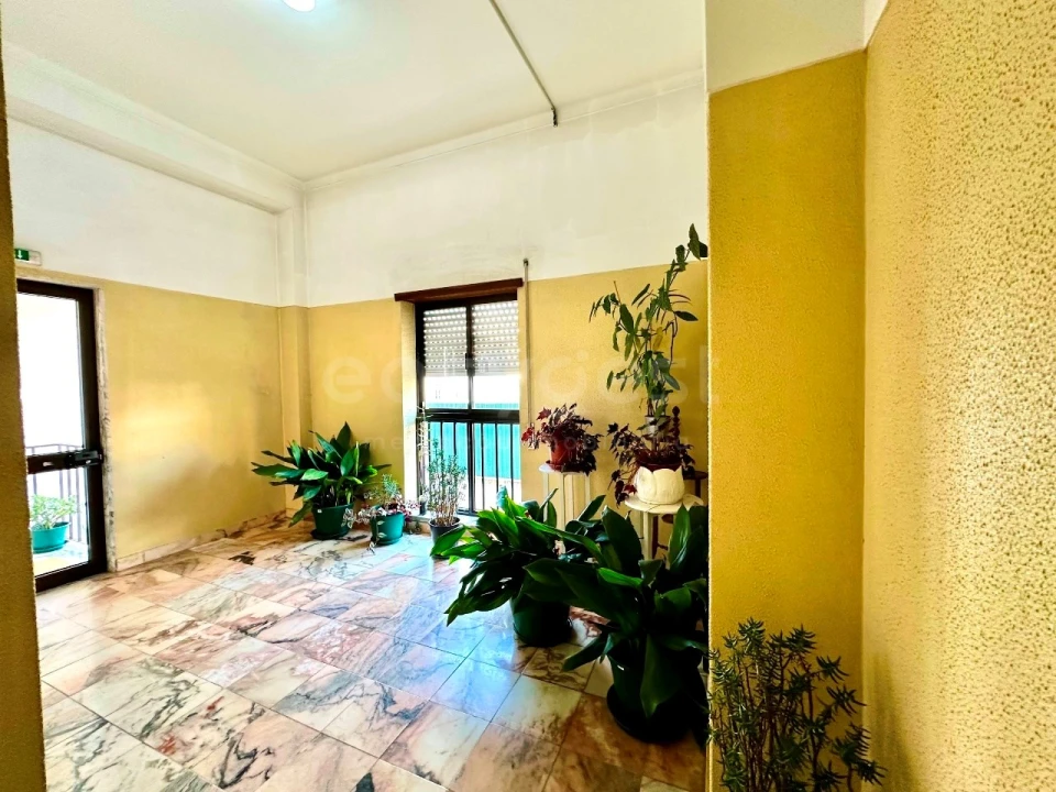 Apartamento T1 para Venda em Miranda do Corvo Foto 12