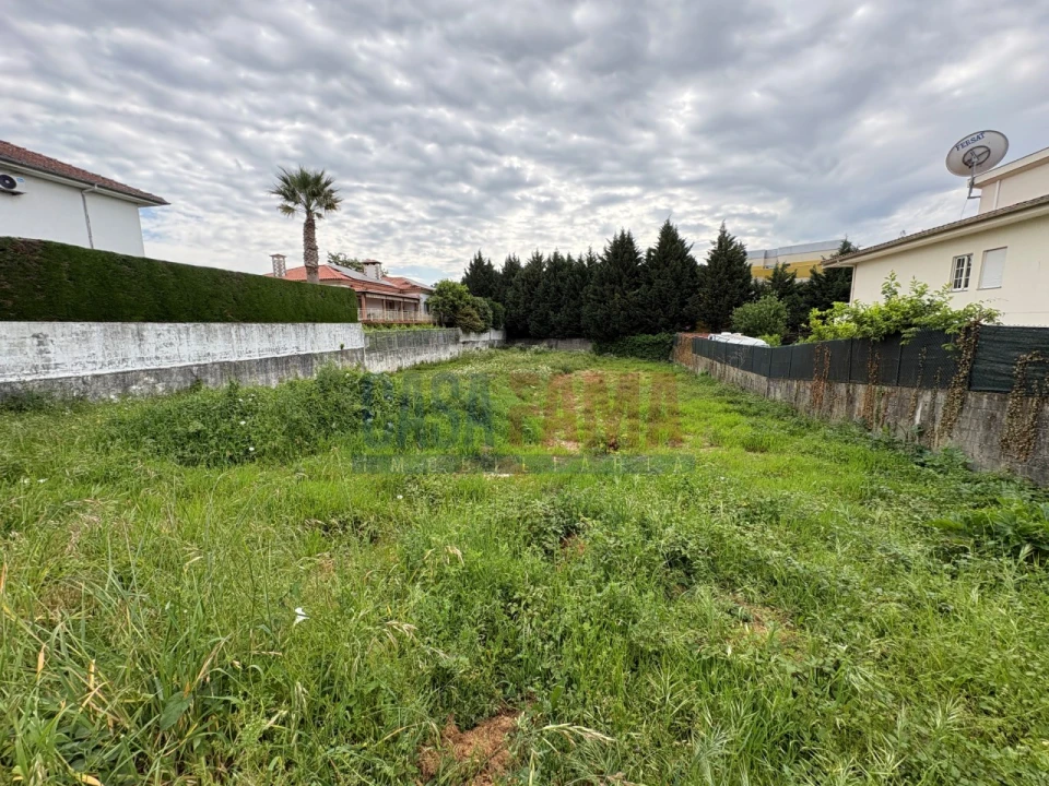 Terreno para Venda em São Vitor (Braga) Foto 2