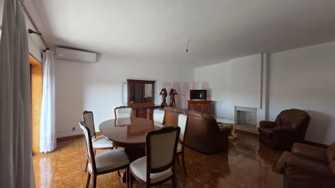 Apartamento T3 para Venda em Carreira e Bente