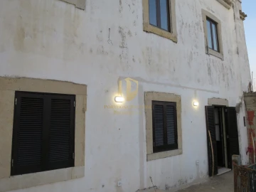 Moradia T4 para Venda em Moncarapacho e Fuseta