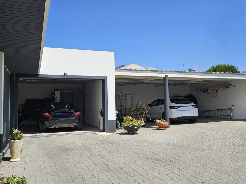 Moradia T6 para Venda em Colares Foto 55