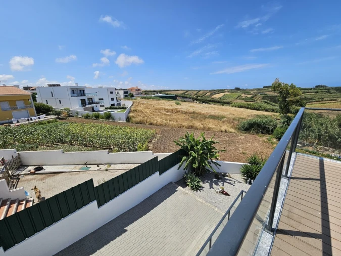 Moradia T6 para Venda em Colares Foto 44