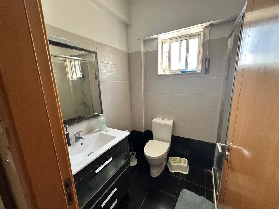 Apartamento T2 para Venda em Póvoa de Santo Adrião e Olival Basto Foto 13