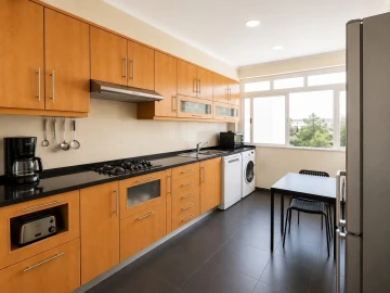 Apartamento T2 para Venda em Póvoa de Santo Adrião e Olival Basto