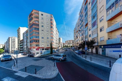 Apartamento T2 para Venda em Agualva e Mira-Sintra