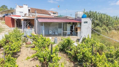 Terreno para Venda em Alcoentre